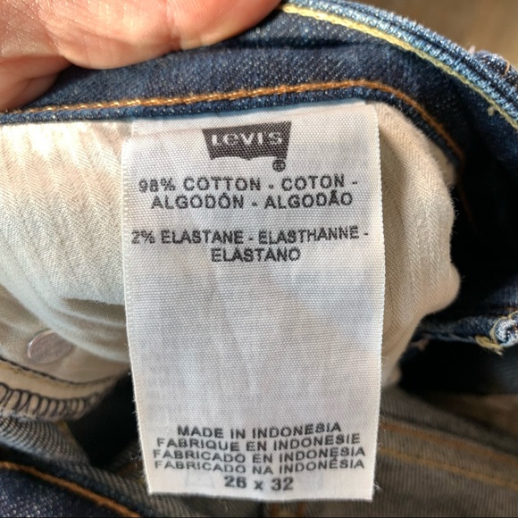 Levi’s slight curve skinny boot cut low rise jeans SZ 26 rough cut hem like new - Picture 11 of 11